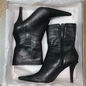 Nine West Usero Black Leather Boots